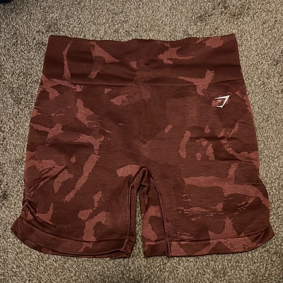 Gymshark Red Camo Shorts - Picture 1 of 2